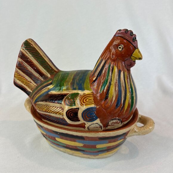 Vintage Hand-Painted Mexican Folk Art Ceramic Hen Covered Dish Tlaquepaque Oaxac